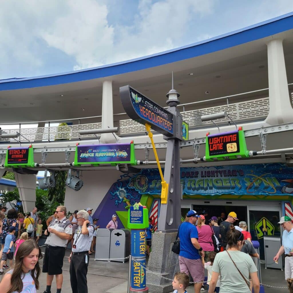 Buzz Lightyear's Space Ranger Spin