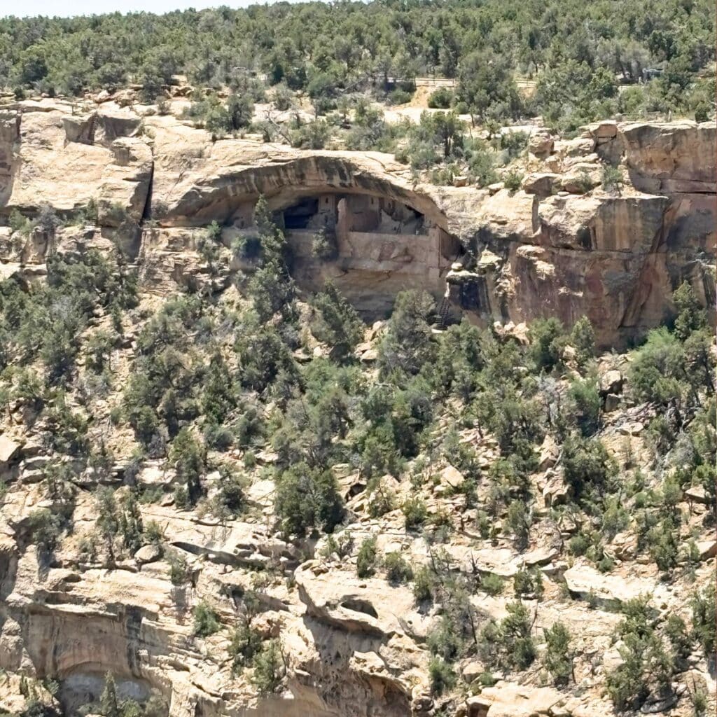 balcony house cliff dwelling